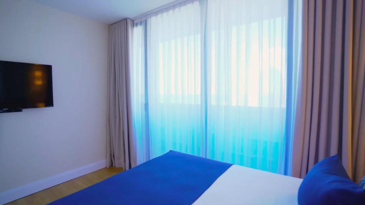 Aparthotel For Batumi Orbi City Dış mekan fotoğraf